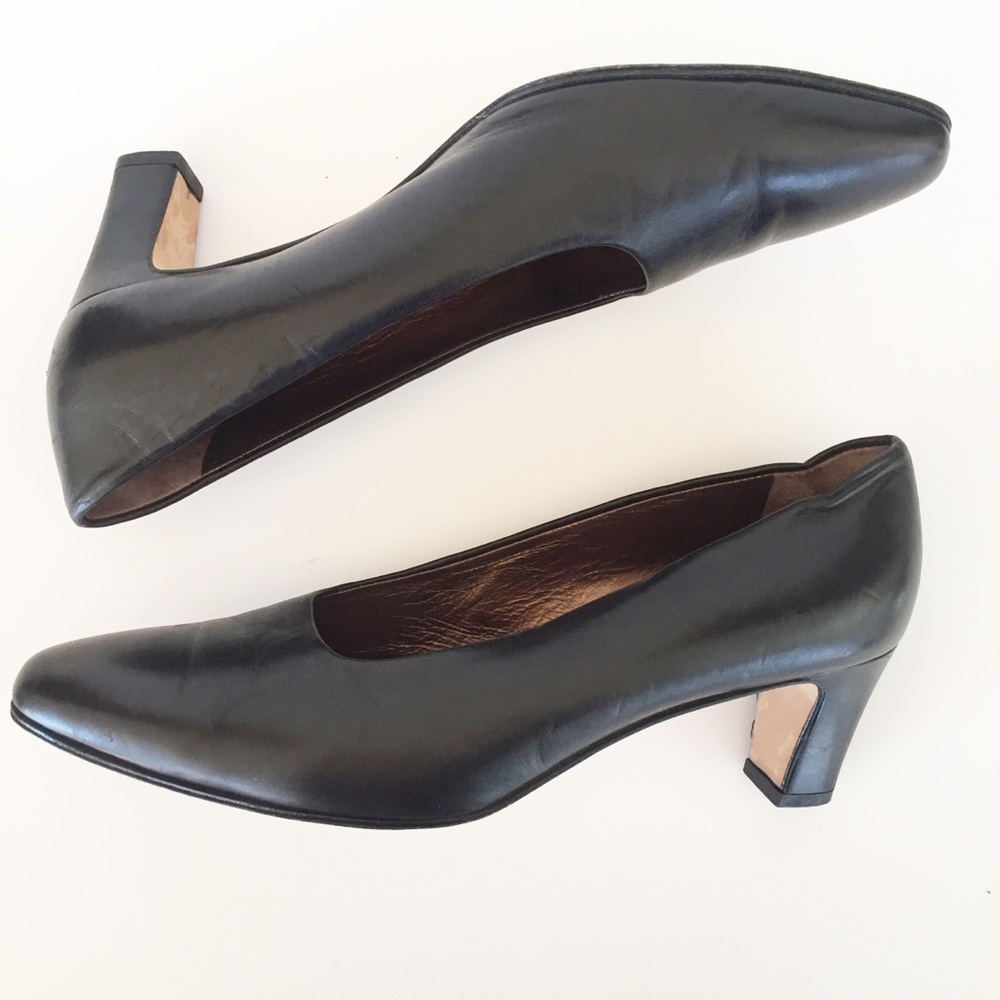 Cole Haan || Black Leather Heels